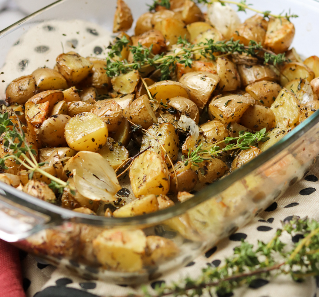 Op te slaan Groenten oud Aardappeltjes met knoflook en tijm uit de oven – Food by Moon